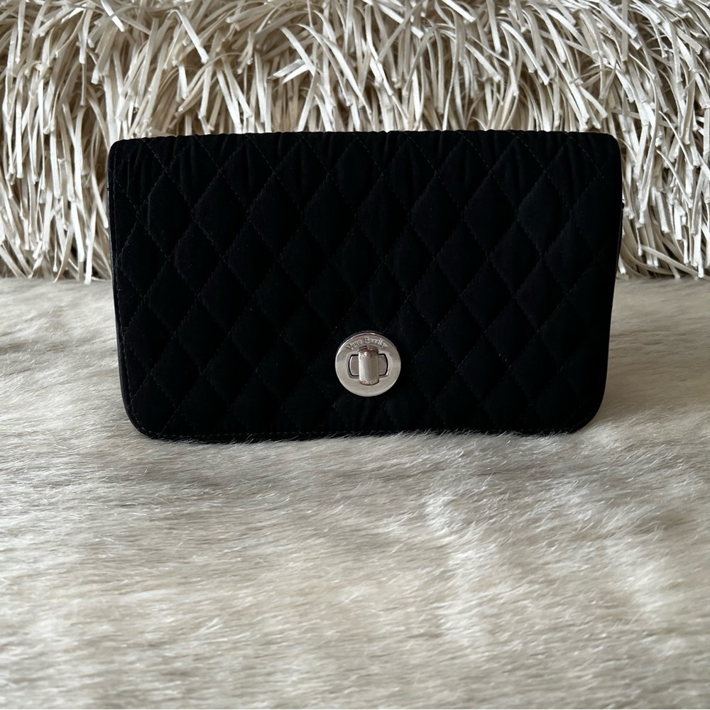 VERA BRADLEY Black Quilted Microfiber Turnlock Clutch Flap 9.5”L x 5.5”H x 3”W